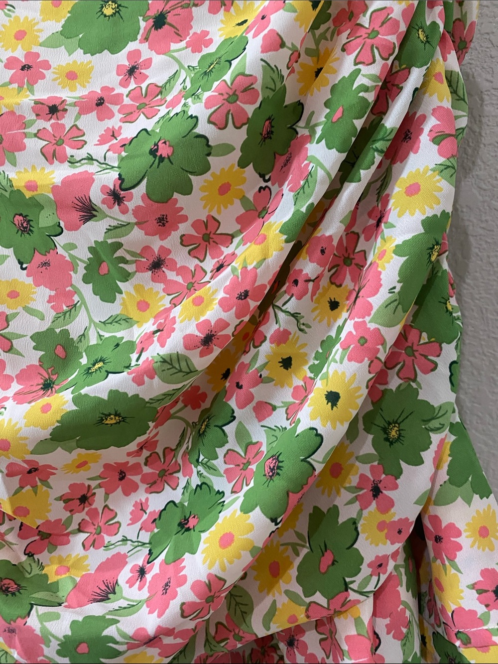 Fashion Nova Pink, Green & Yellow Floral Tie-Front Puff Sleeve Mini Dress💝🌸💐🌿 - Picture 10 of 10